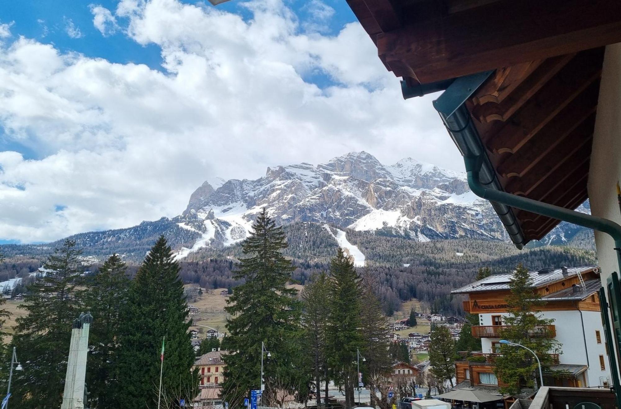 Hotel Oasi Cortina dʼAmpezzo Dış mekan fotoğraf