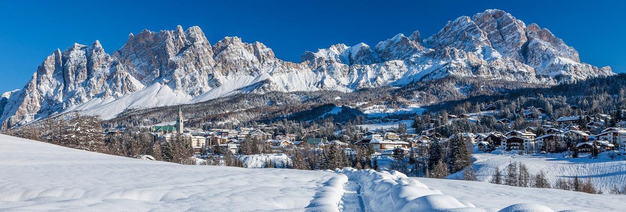 Hotel Oasi Cortina dʼAmpezzo Dış mekan fotoğraf